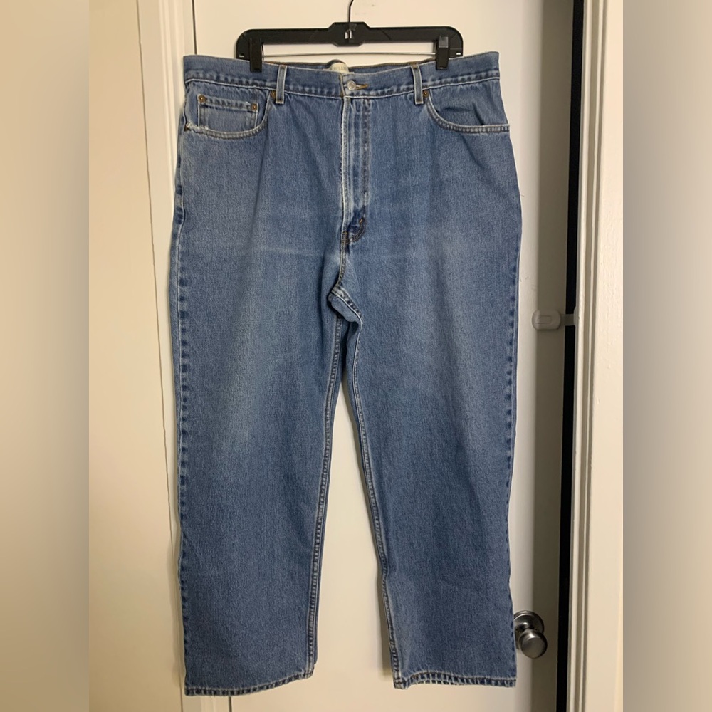 Levi's 550 blue jeans Men’s 42x30 blue denim cotton relaxed medium wash
